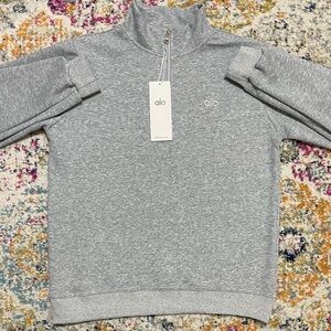 Alo Yoga Grey Quarter zip pullover Unisex S